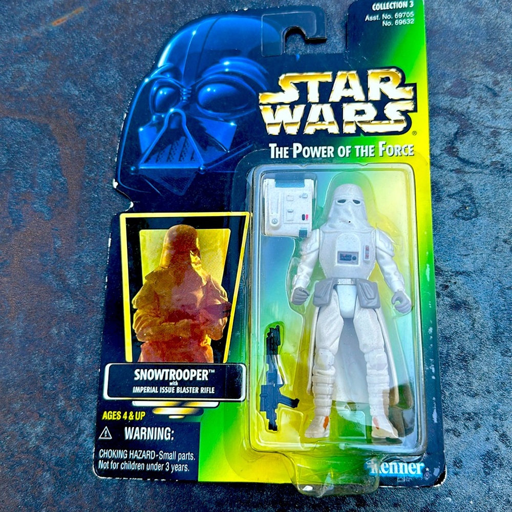 Vintage 1997 Star Wars The Power of the Force Snowtrooper action figure